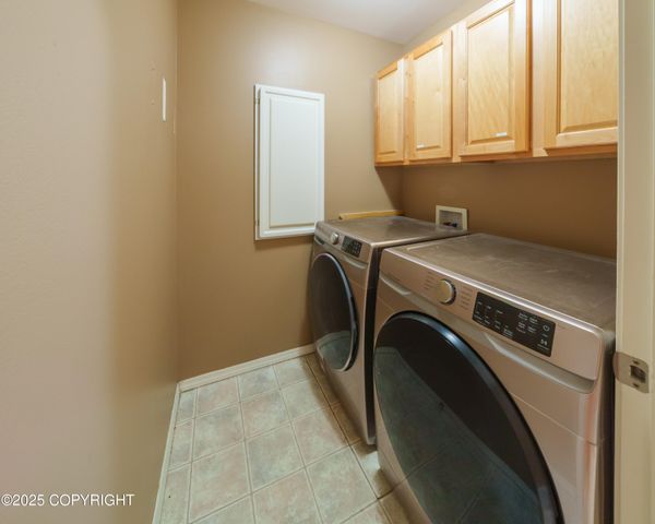 5424 Cape Seville Drive, Anchorage, AK 99516