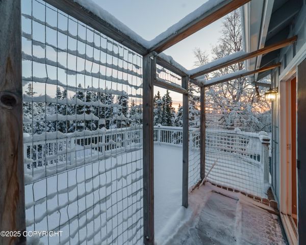 5424 Cape Seville Drive, Anchorage, AK 99516