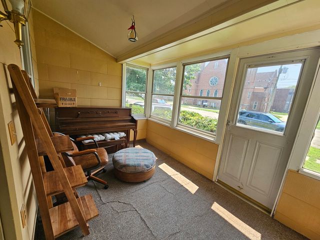 302 E Park Street, Morrison, IL 61270