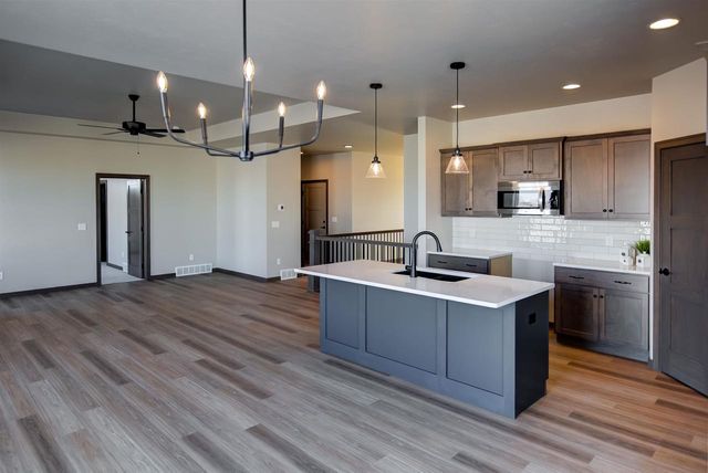 5304 FENCELINE LANE, Omro, WI 54963