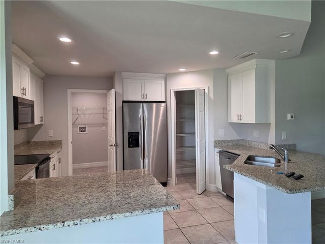 2612 34th ST SW, Lehigh Acres, FL 33976