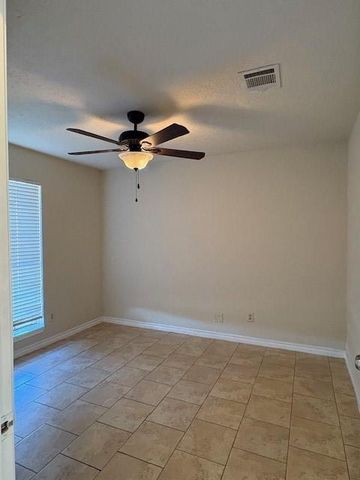 1202 Kathy Street, Pasadena, TX 77504