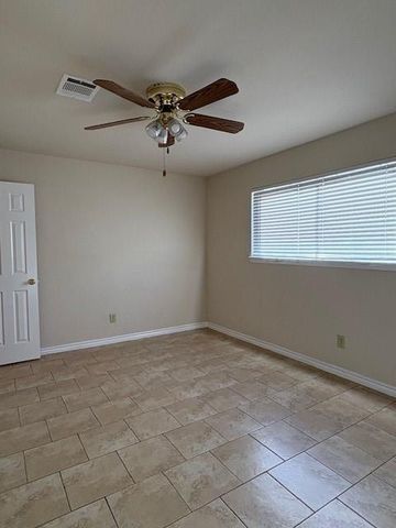 1202 Kathy Street, Pasadena, TX 77504