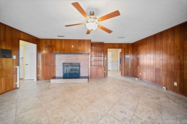 12573 Samples Road, Alexander, AR 72002