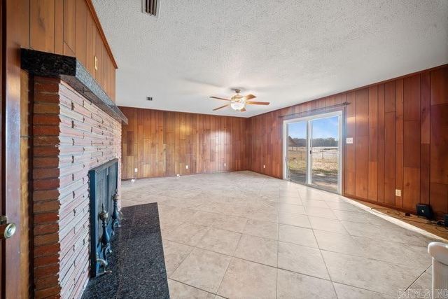 12573 Samples Road, Alexander, AR 72002