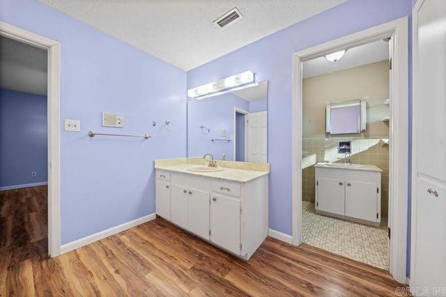 12573 Samples Road, Alexander, AR 72002