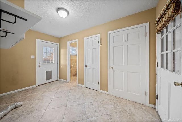 12573 Samples Road, Alexander, AR 72002