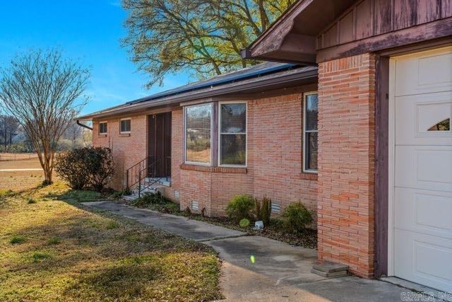 12573 Samples Road, Alexander, AR 72002