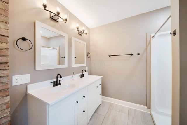 1612 Aberdeen Avenue, Columbus, OH 43211