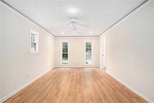 1133 Willow Trace, Grayson, GA 30017