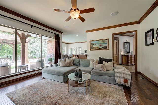 12701 Downsview Lane, Oklahoma City, OK 73142