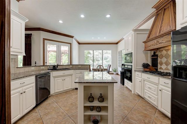 12701 Downsview Lane, Oklahoma City, OK 73142