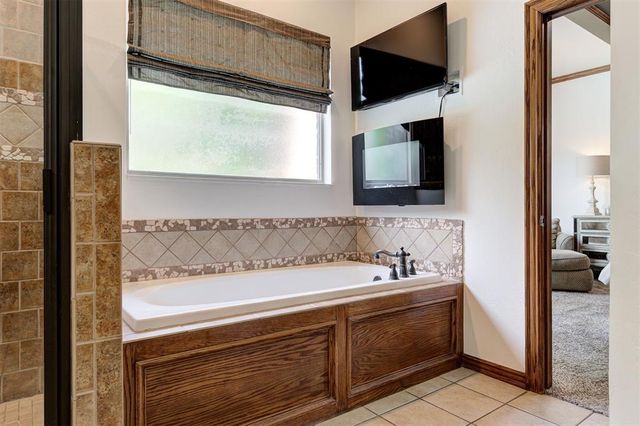 12701 Downsview Lane, Oklahoma City, OK 73142