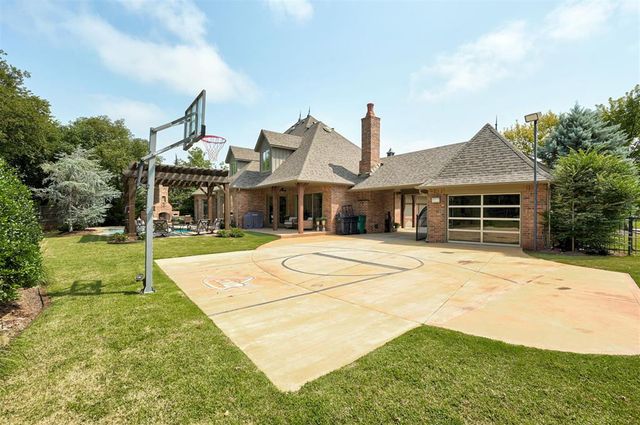 12701 Downsview Lane, Oklahoma City, OK 73142