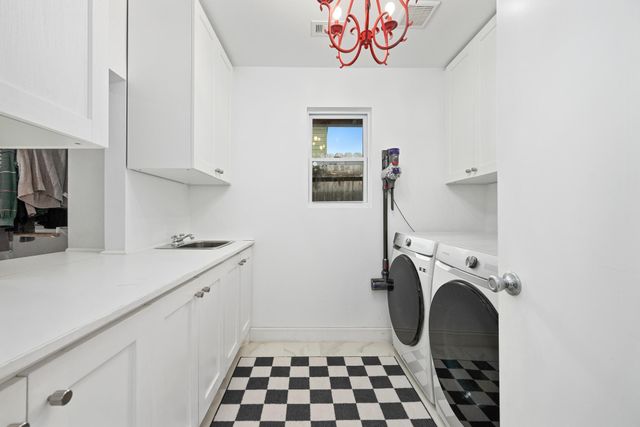 1713 Madison Ave, Austin, TX 78757