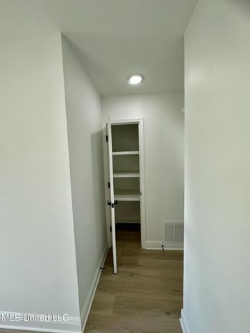 305 W Westview Drive, Biloxi, MS 39531