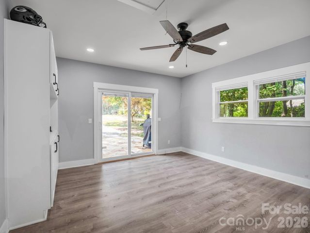 3208 Florida Drive, Hendersonville, NC 28792
