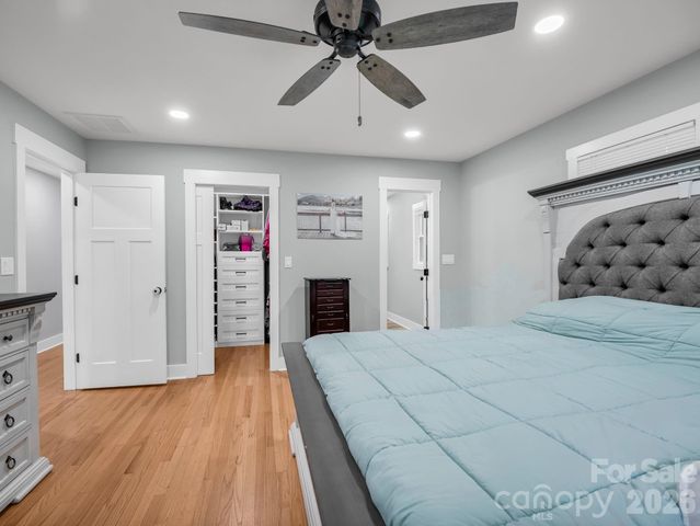 3208 Florida Drive, Hendersonville, NC 28792
