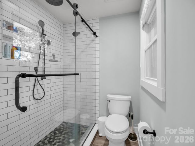 3208 Florida Drive, Hendersonville, NC 28792