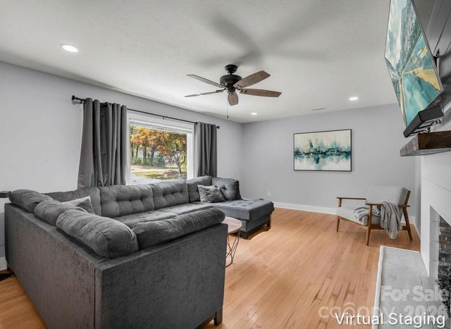 3208 Florida Drive, Hendersonville, NC 28792