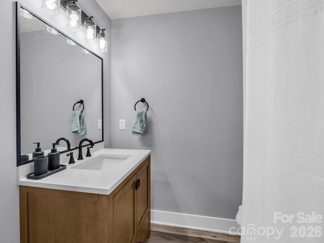3208 Florida Drive, Hendersonville, NC 28792