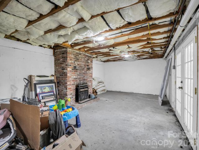 3208 Florida Drive, Hendersonville, NC 28792