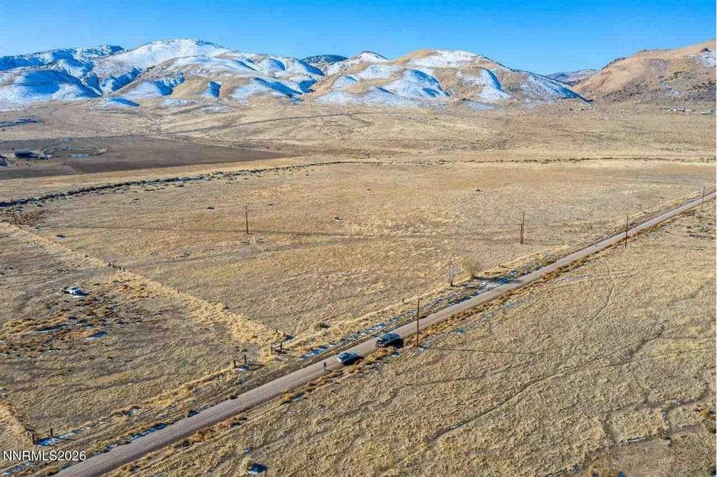 Image 2 of property listing at 40 ACR Sharrock Road, Reno, NV 89510