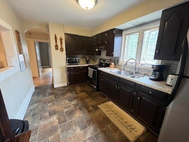 4 Summit Street, Freetown, MA 02717