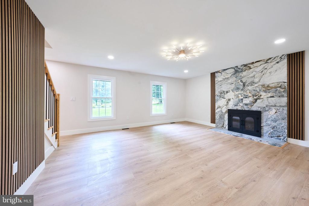 Image 60 of property listing at 11318 VALE RD, Oakton, VA 22124