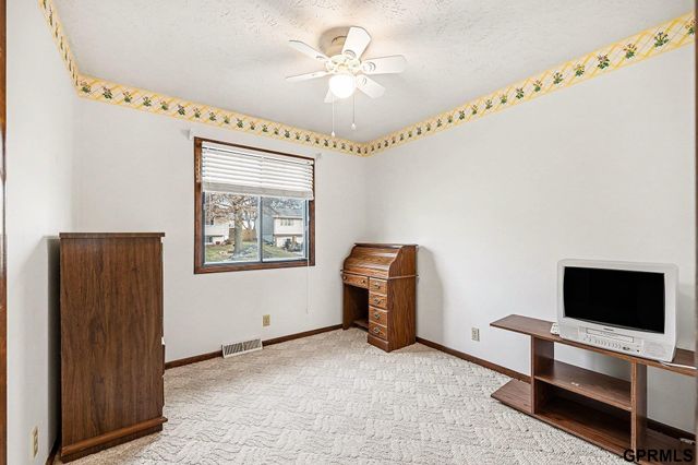 15243 Madison Street, Omaha, NE 68137