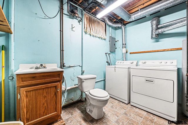 15243 Madison Street, Omaha, NE 68137