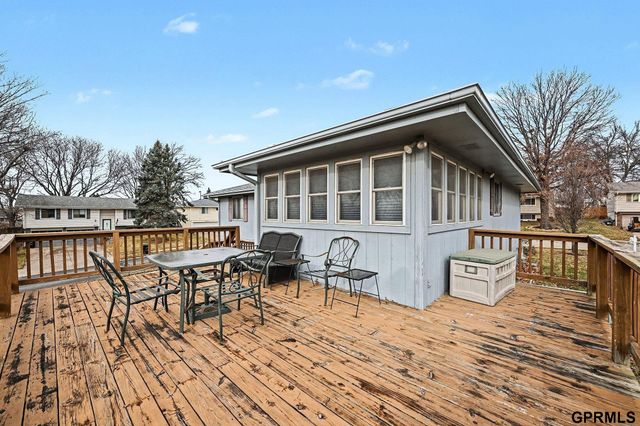 15243 Madison Street, Omaha, NE 68137