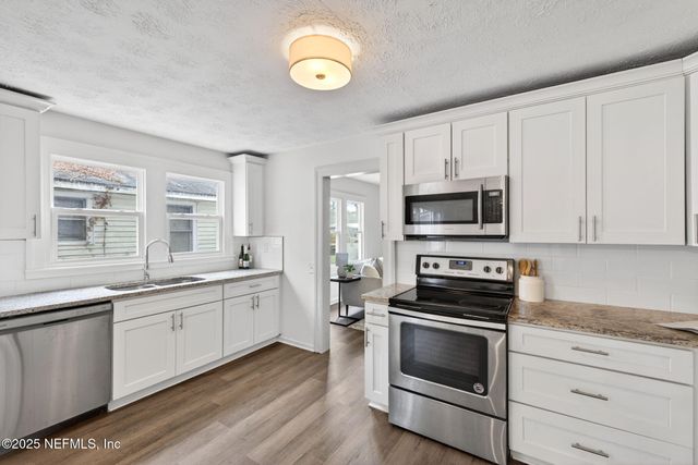 3318 COLLEGE Street, Jacksonville, FL 32205