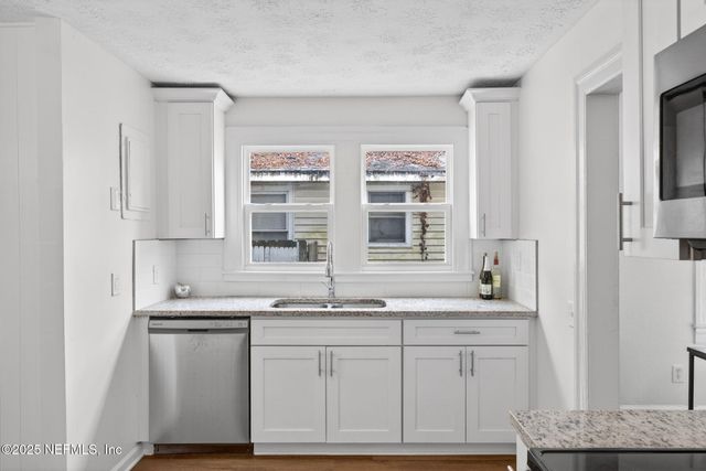 3318 COLLEGE Street, Jacksonville, FL 32205