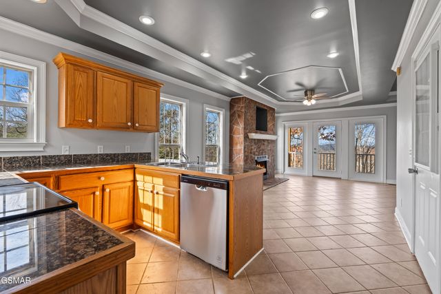 4224 S Boogertown Road, Sevierville, TN 37876