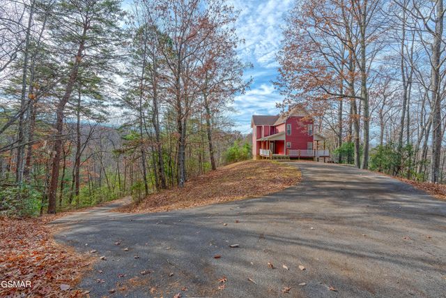 4224 S Boogertown Road, Sevierville, TN 37876
