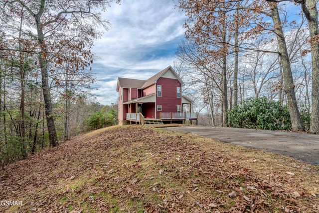 4224 S Boogertown Road, Sevierville, TN 37876