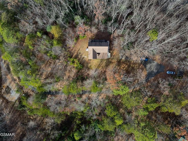 4224 S Boogertown Road, Sevierville, TN 37876