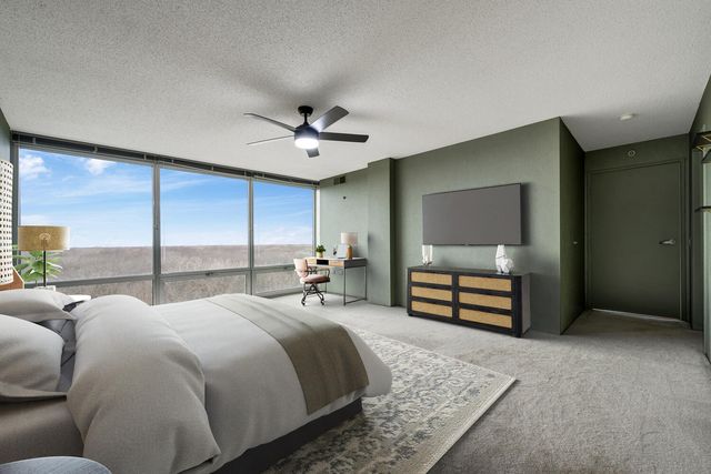 9655 Woods Drive 1102, Skokie, IL 60077