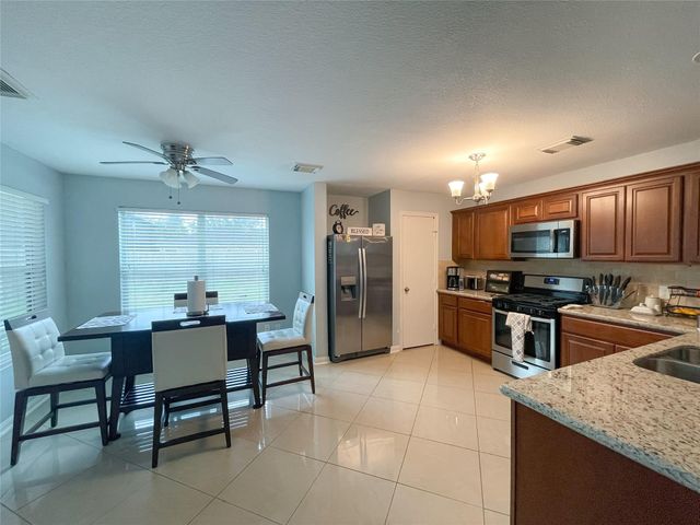 2642 Skyview Ridge Court, Houston, TX 77047