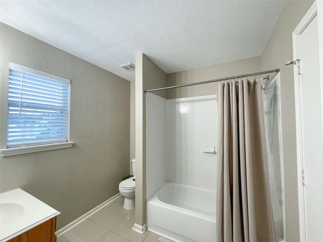 2642 Skyview Ridge Court, Houston, TX 77047