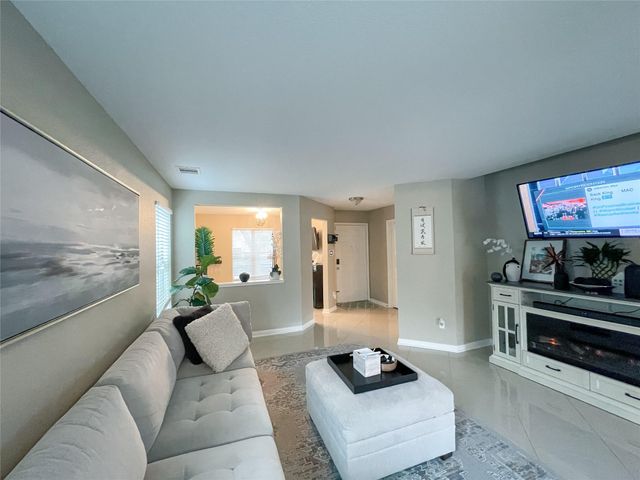 2642 Skyview Ridge Court, Houston, TX 77047