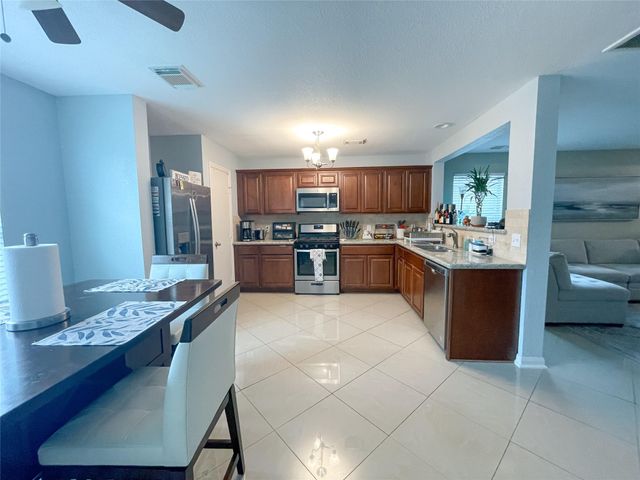 2642 Skyview Ridge Court, Houston, TX 77047