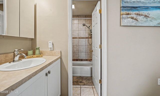 4 Cedar Reef Dr Unit B101, Harbor Island, SC 29920