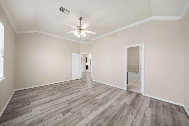 24503 Lakecrest Bend Drive, Katy, TX 77493