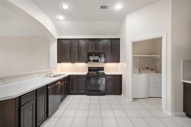 24503 Lakecrest Bend Drive, Katy, TX 77493