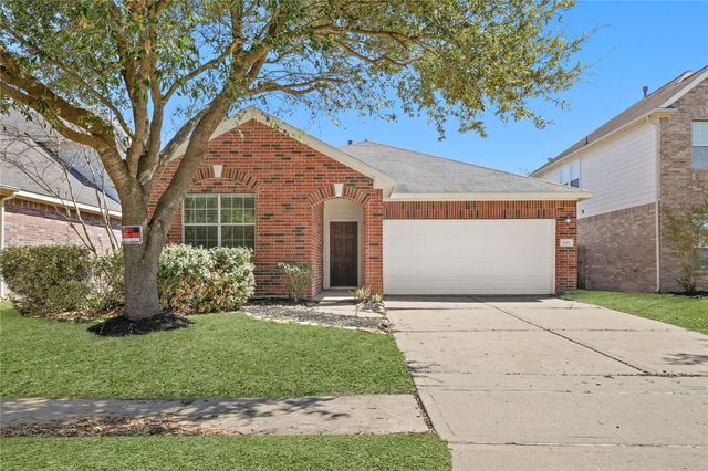 24503 Lakecrest Bend Drive, Katy, TX 77493