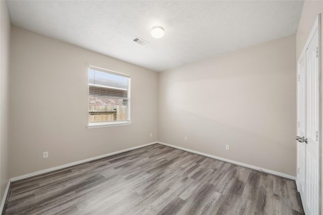 24503 Lakecrest Bend Drive, Katy, TX 77493