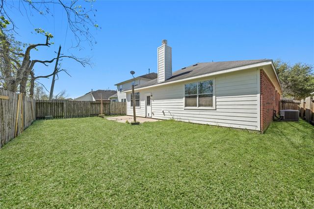 24503 Lakecrest Bend Drive, Katy, TX 77493