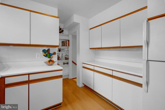 110 E TAYLOR RUN PKWY, Alexandria, VA 22314